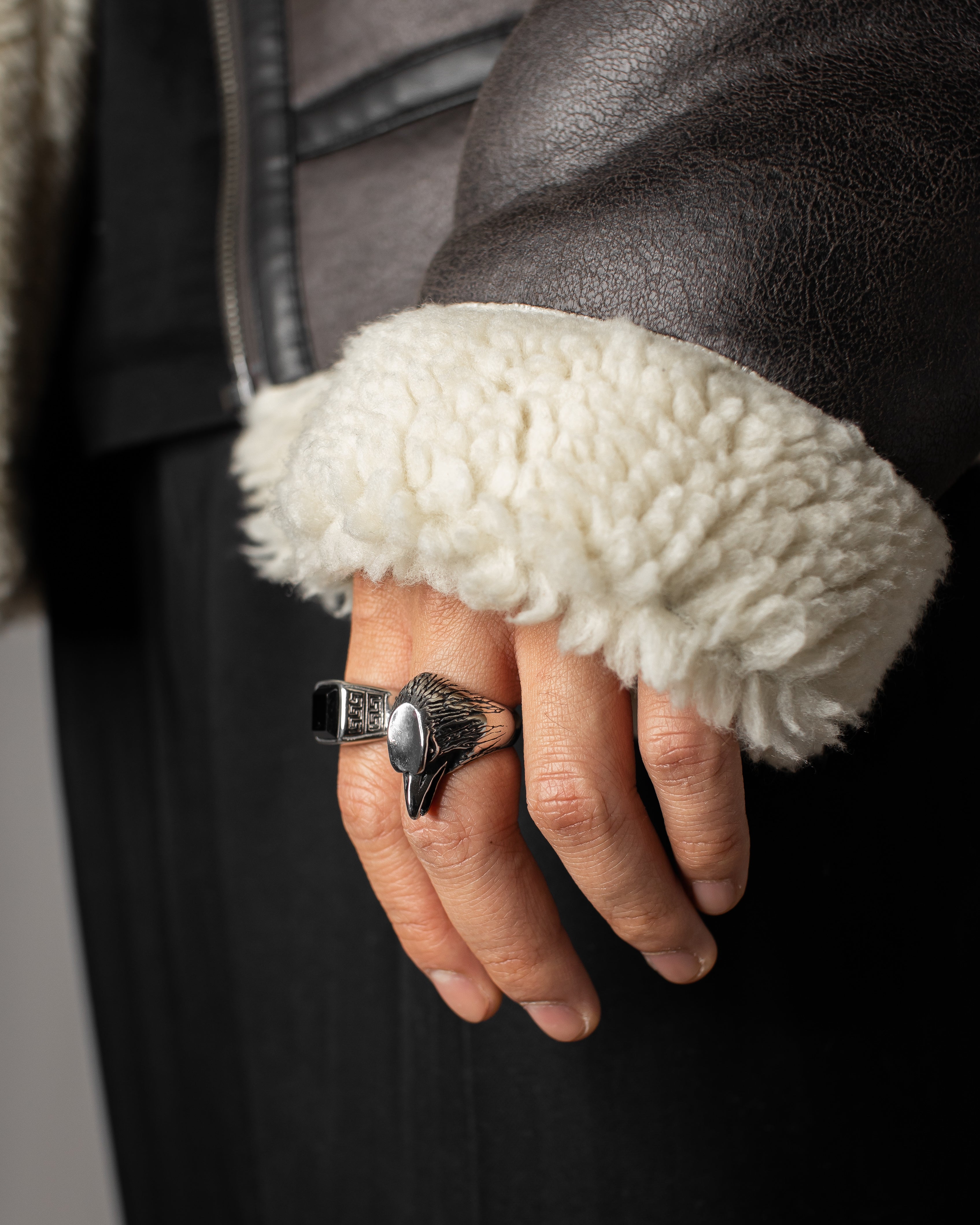Crow Ring